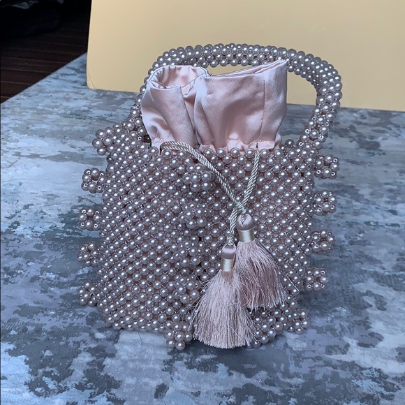 Emm Kuo - Picture 2 of 3